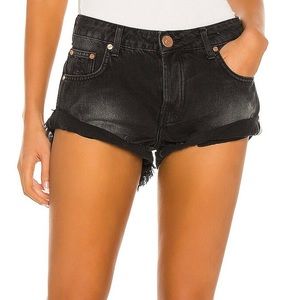 One Teaspoon Bandit Shorts in Worn Black (Size 22)